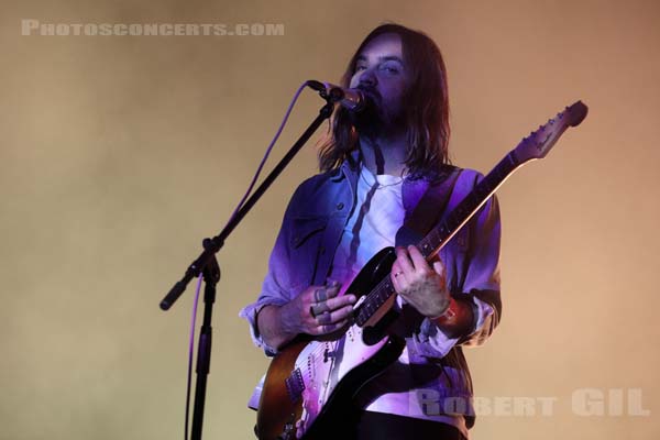 TAME IMPALA - 2019-08-15 - SAINT MALO - Fort de St Pere - 